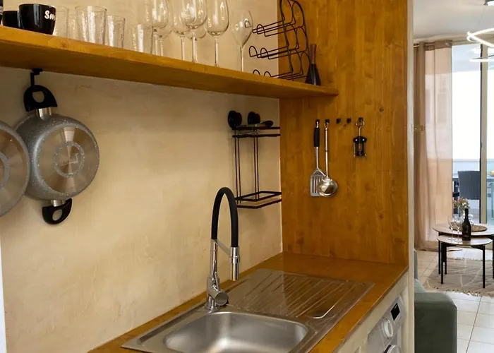 Serena - Moderni U Isca sullo Ionio